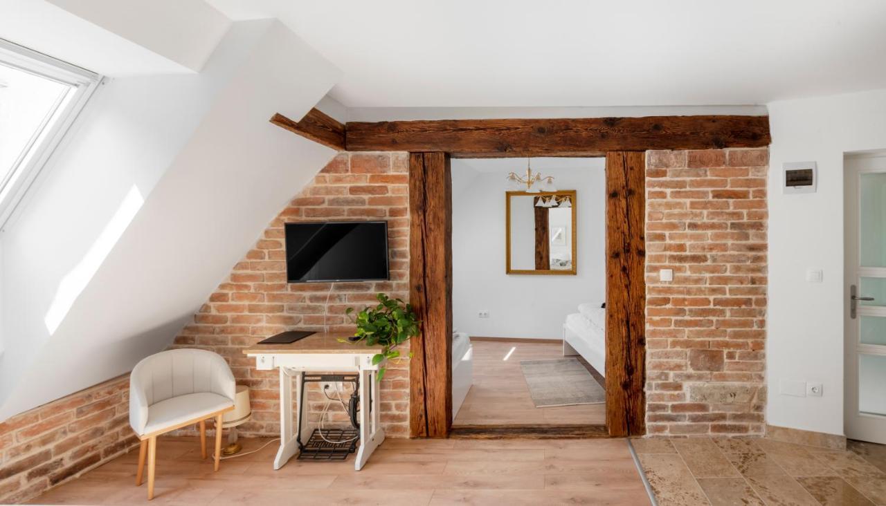 Florand Rooms&Wine Шопрон Экстерьер фото
