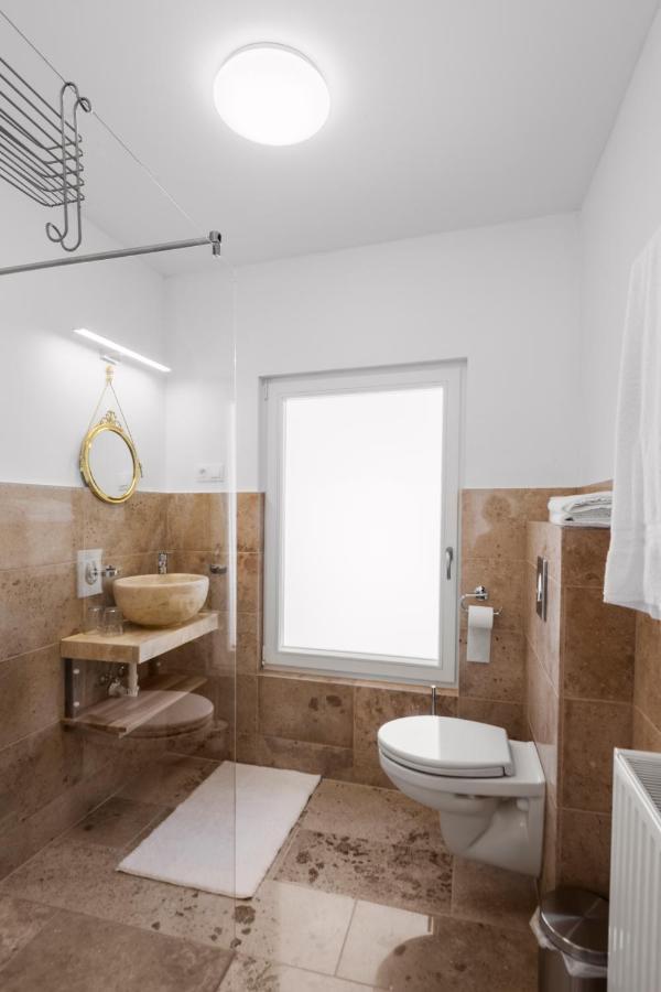 Florand Rooms&Wine Шопрон Экстерьер фото