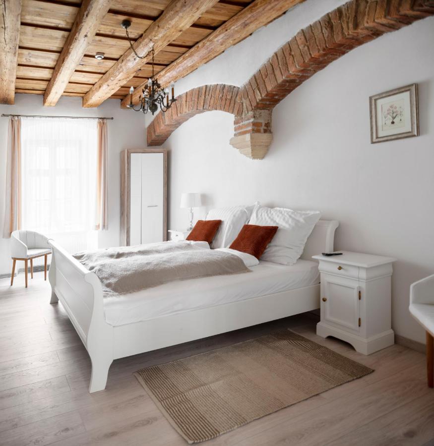 Florand Rooms&Wine Шопрон Экстерьер фото